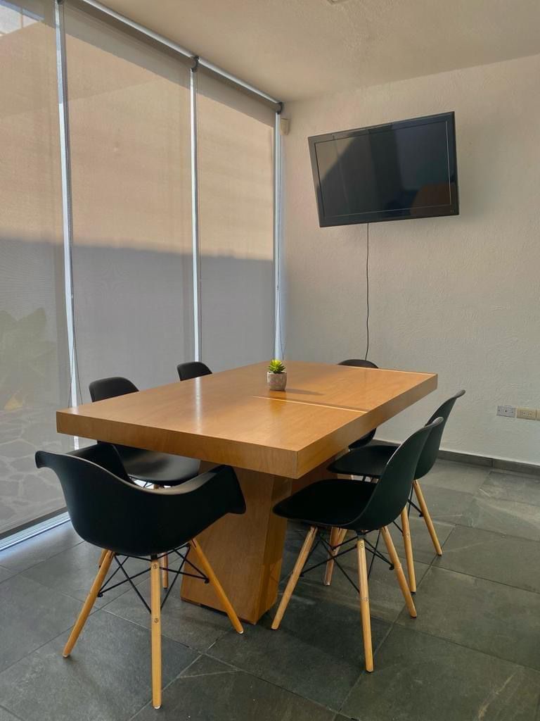 R & M cleaning service LLC Image